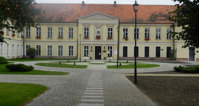 Pałac w Trzebiatowie/ Muzeum Pałacowe - zbliżenie