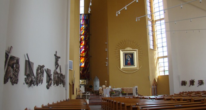 Kościół Matki Boskiej Ostrobramskiej - galeria